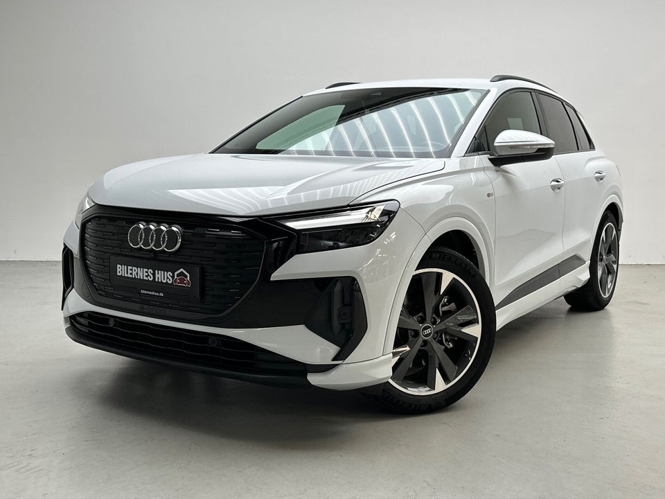 Audi Q4 e-tron 50 S-line quattro 5d