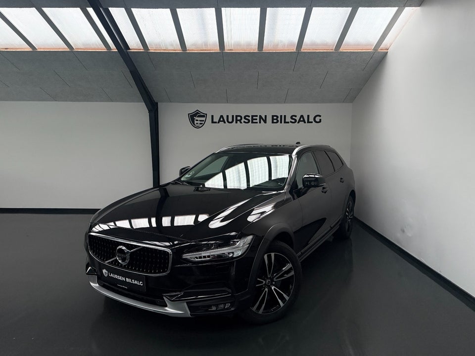Volvo V90 CC 2,0 D5 235 Pro aut. AWD 5d