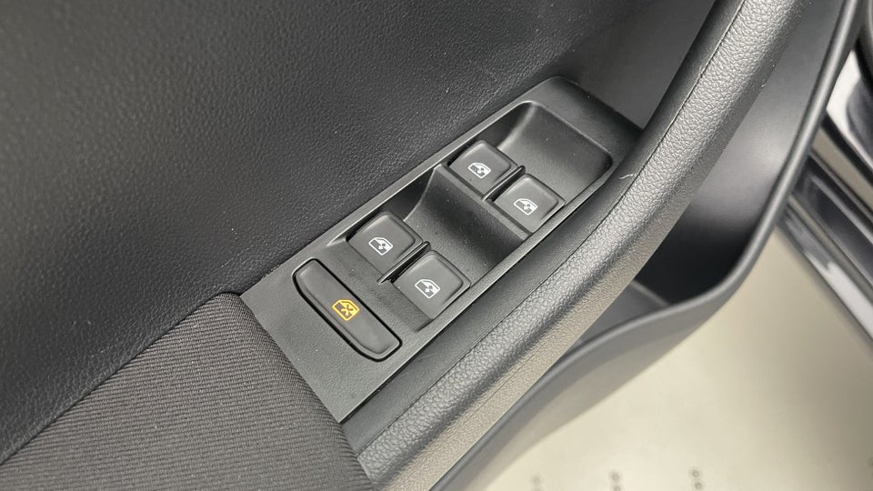 Skoda Fabia 1,0 TSi 95 Ambition Combi 5d