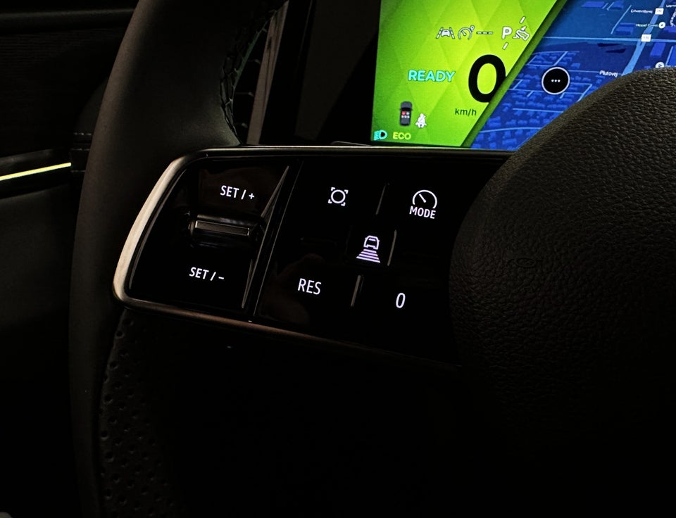 Renault Scenic E-Tech 87 Iconic 5d