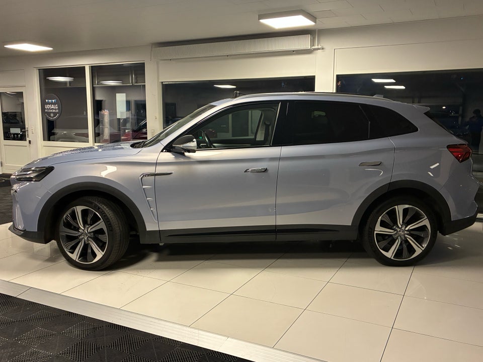 MG Marvel R Luxury 5d