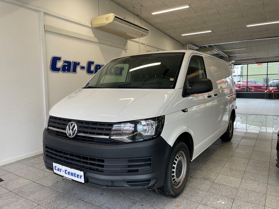 VW Transporter 2,0 TDi 102 Kassevogn kort