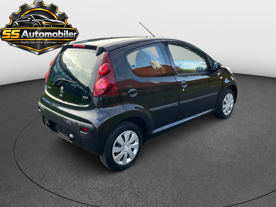 Peugeot 107 1,0  5d