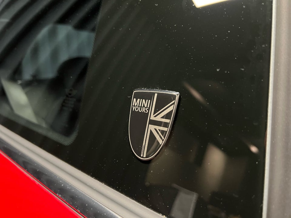 MINI Cooper SE Yours Trim 3d