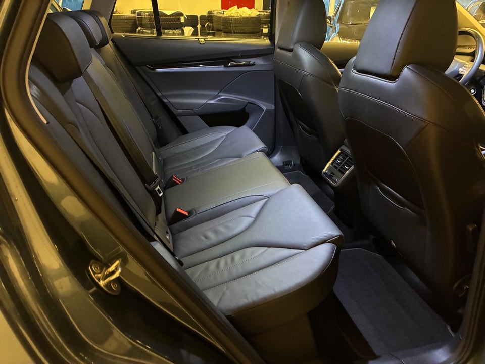 Skoda Enyaq 80 iV Suite 5d