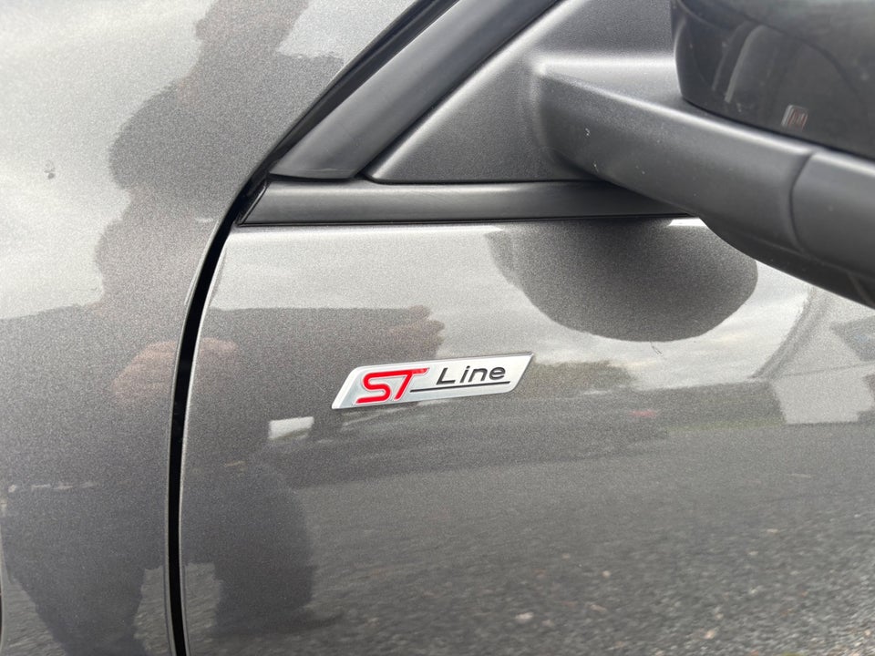 Ford Kuga 2,5 PHEV ST-Line X CVT 5d