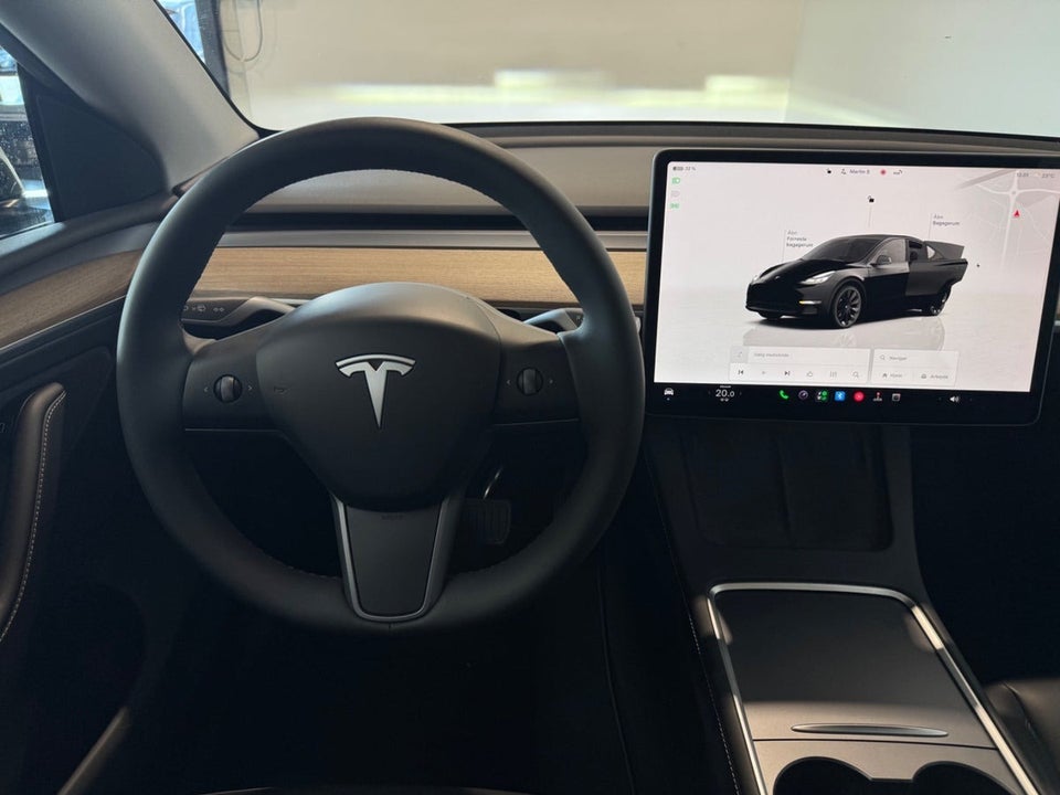 Tesla Model Y Long Range AWD 5d