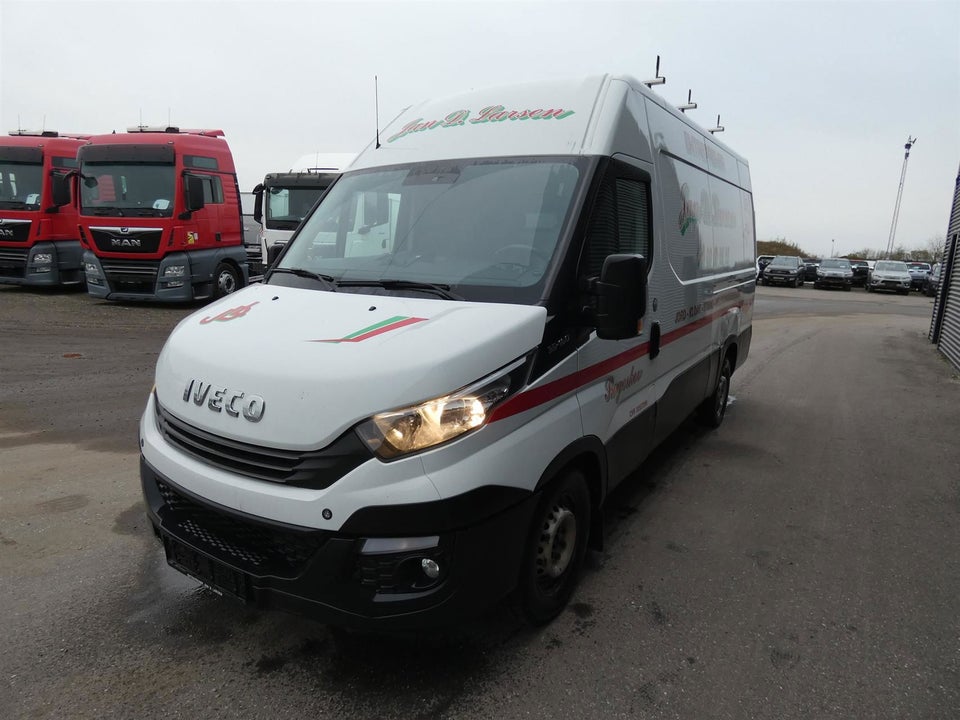 Iveco Daily 2,3 35S16 12m³ Van AG8