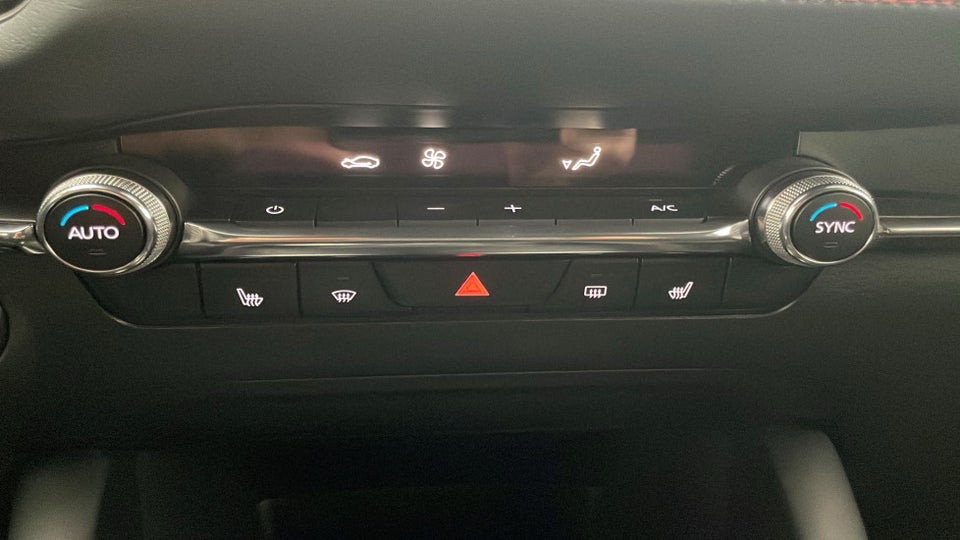 Mazda 3 2,0 e-SkyActiv-G 150 Homura 5d