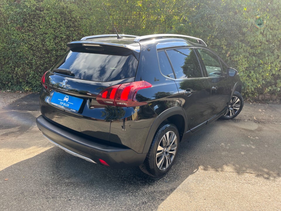 Peugeot 2008 1,2 PureTech 110 Allure+ 5d