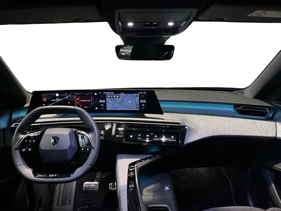 Peugeot e-3008 77 GT Pack 5d