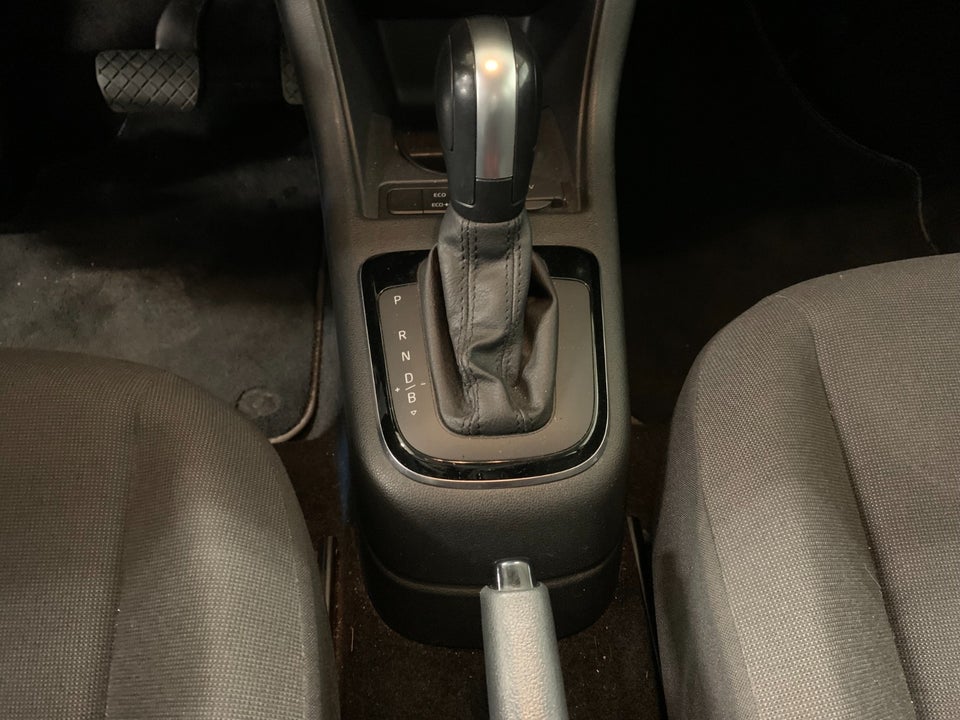 VW e-Up! Move Up! 5d