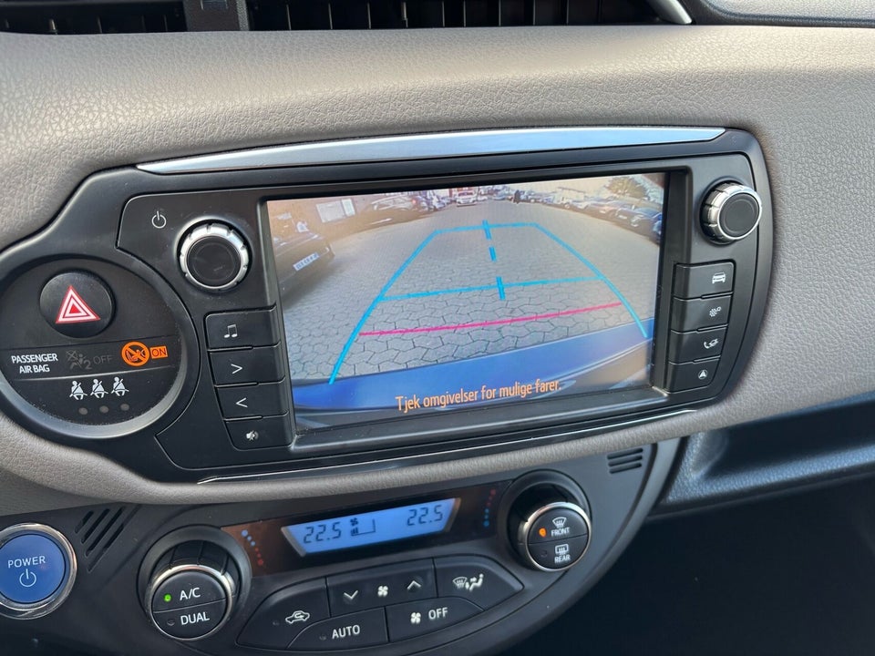 Toyota Yaris 1,5 Hybrid Delight e-CVT 5d