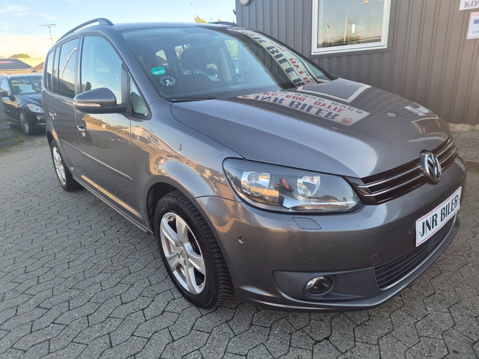 VW Touran 1,6 TDi 105 Comfortline DSG BMT 7prs 5d