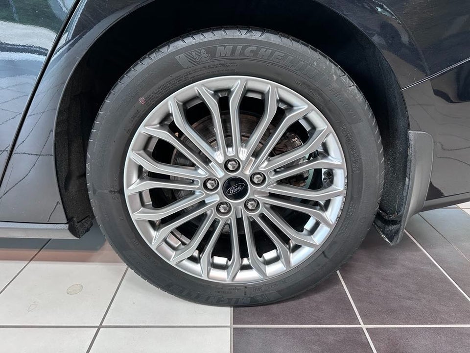 Ford Focus 1,0 EcoBoost Titanium stc. 5d