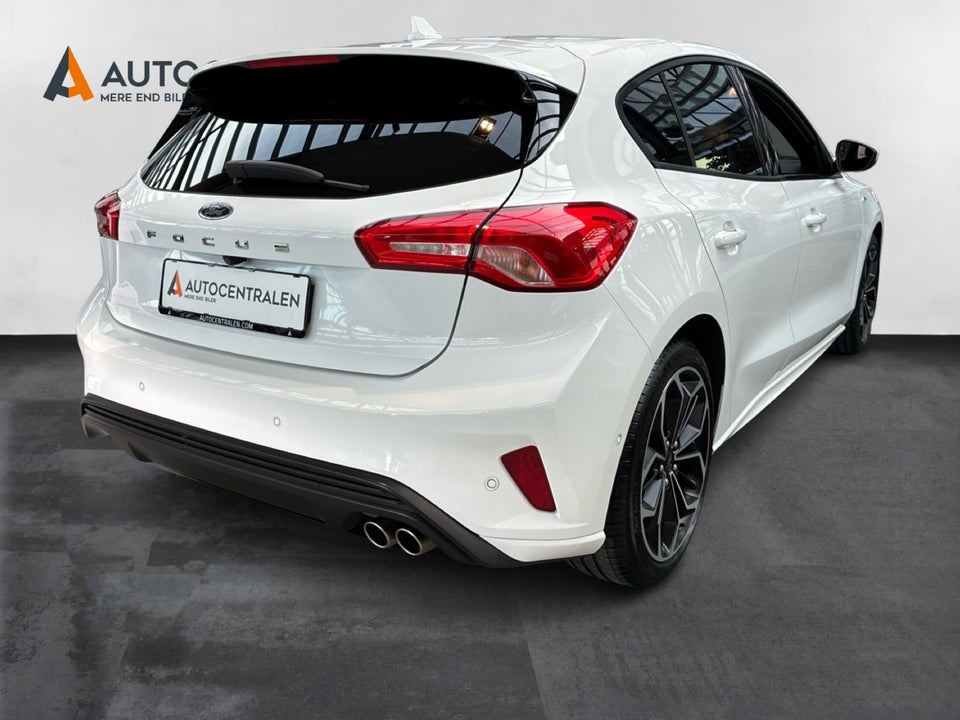 Ford Focus 1,5 EcoBoost ST-Line 5d