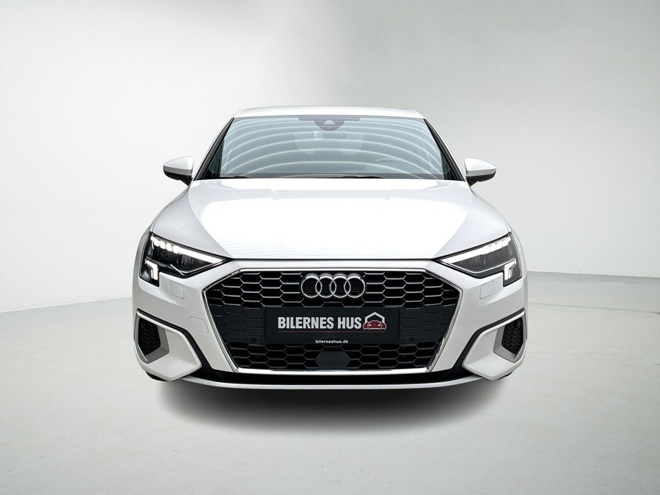 Audi A3 40 TFSi e Prestige Sportback S-tr. 5d