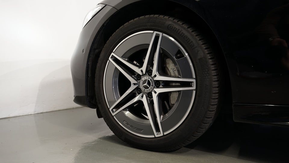 Mercedes C300 e 2,0 AMG Line stc. aut. 5d