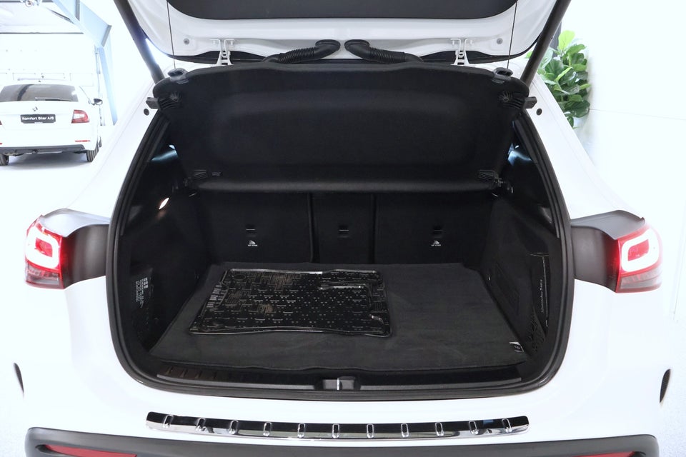 Mercedes EQA250 AMG Line 5d