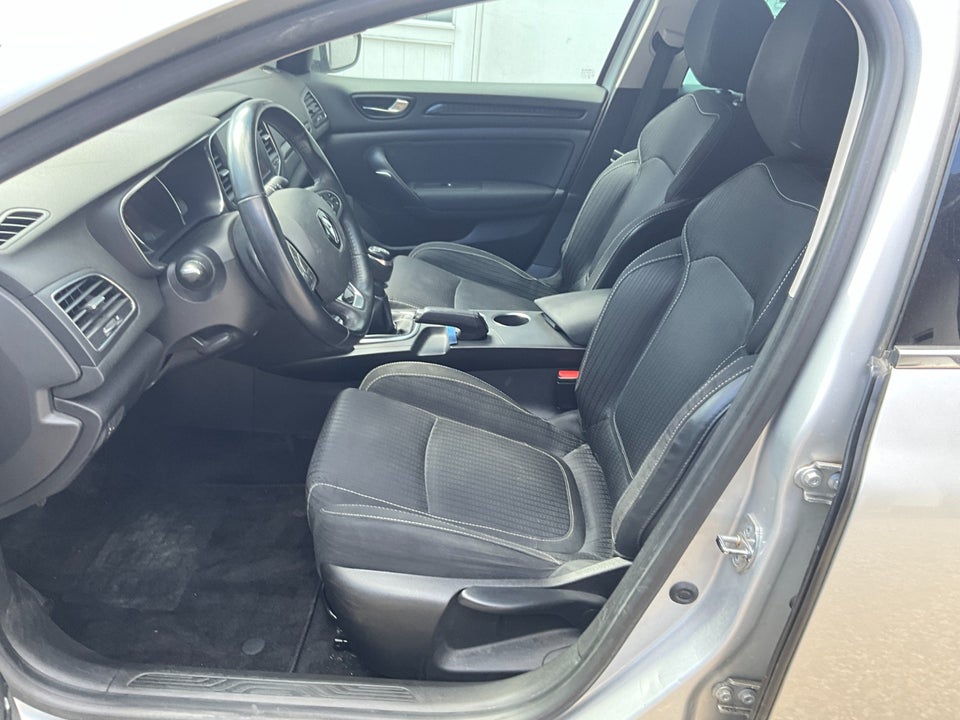 Renault Megane IV 1,2 TCe 130 Zen Sport Tourer 5d