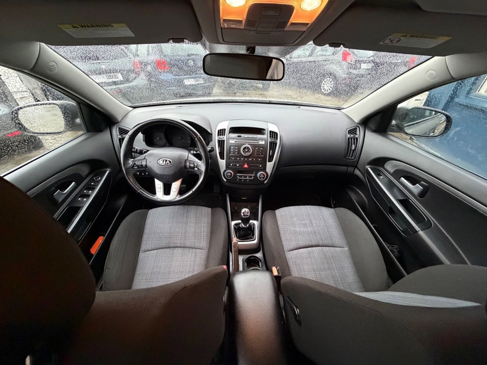 Kia Ceed 1,6 CRDi 115 Active Fashion SW 5d