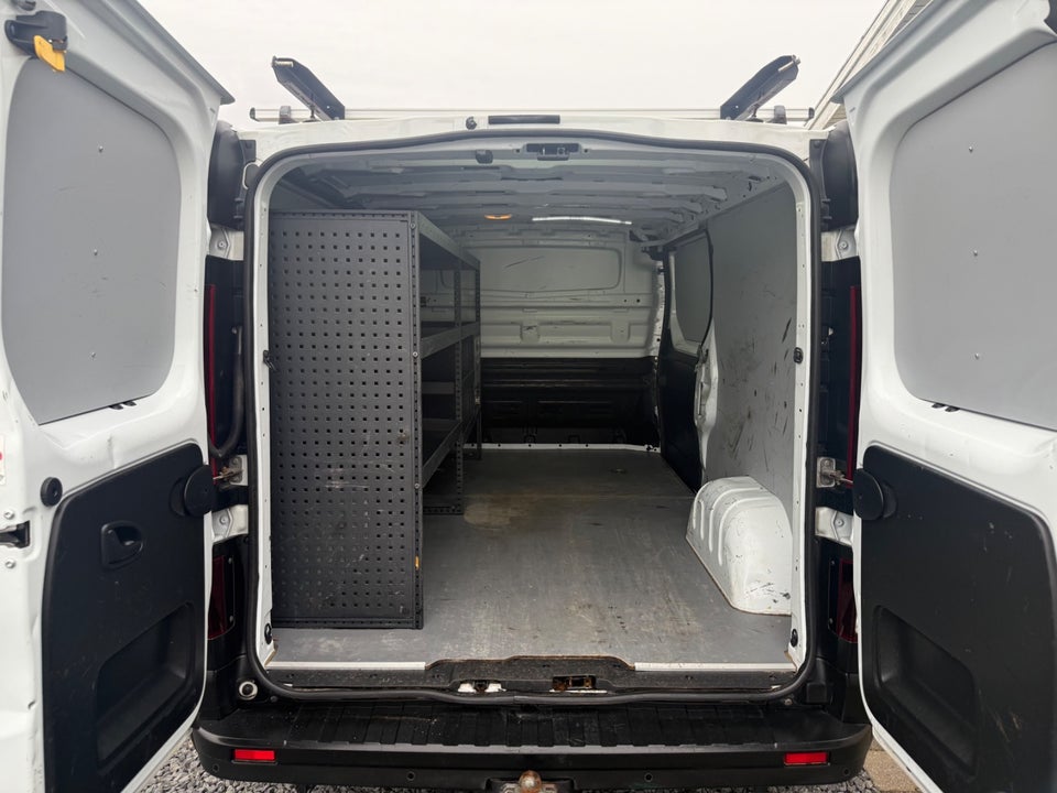 Renault Trafic T29 2,0 dCi 145 L2H1