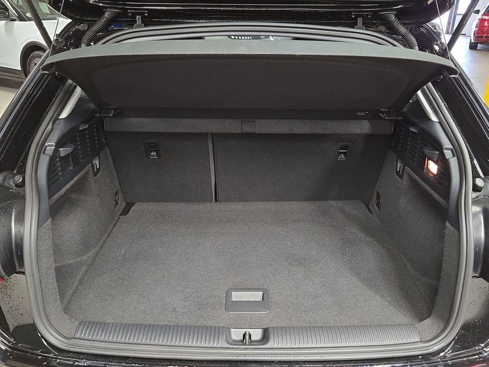 Audi Q2 35 TFSi Prestige S-tr. 5d