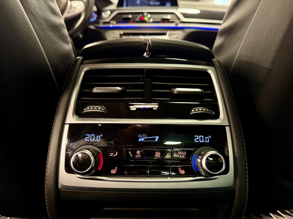 BMW 745e 3,0 Connected aut. 4d