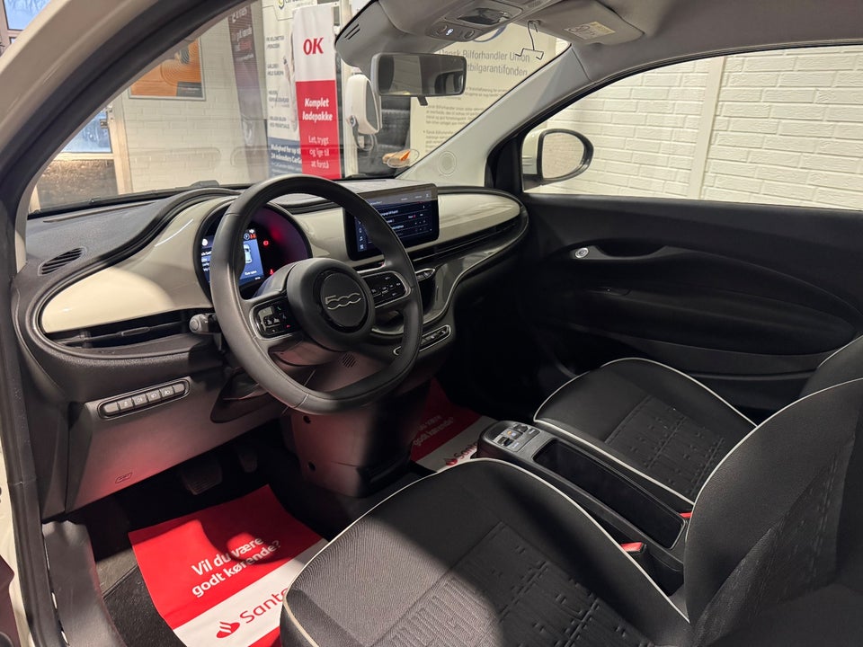 Fiat 500e 42 Icon 3d