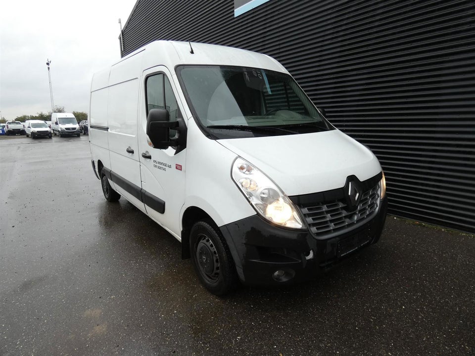 Renault Master III T35 2,3 dCi 145 L2H2 Kassevogn