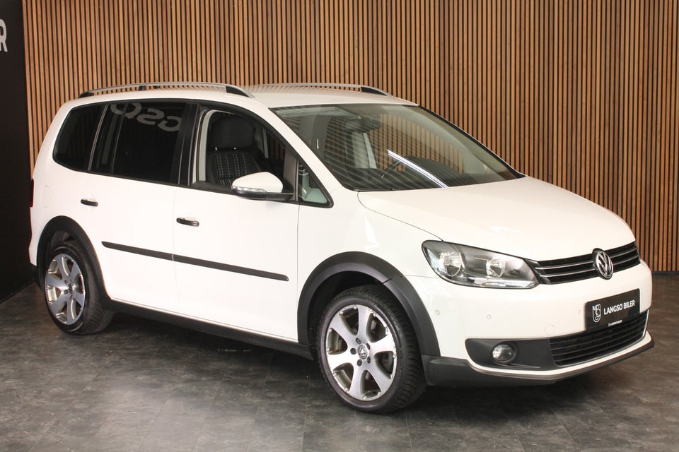 VW Touran Cross 1,4 TSi 140 DSG 7prs 5d