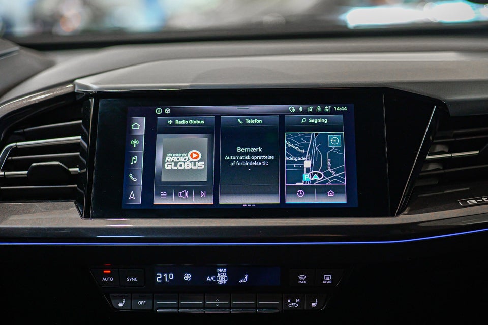 Audi Q4 e-tron 50 quattro 5d