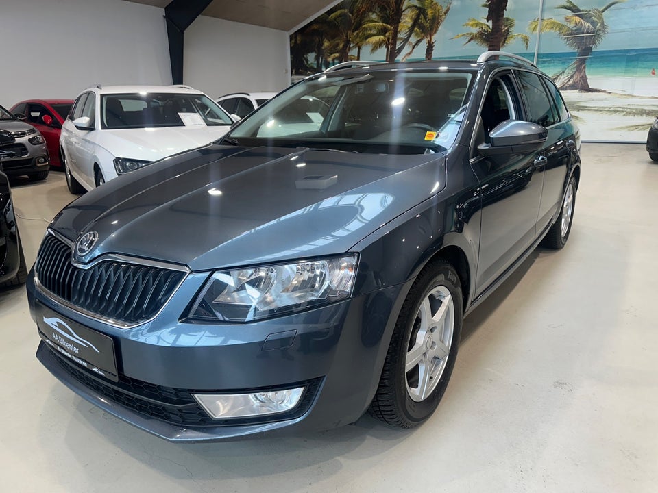Skoda Octavia 1,6 TDi 110 Style Combi DSG 5d