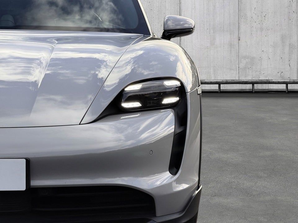 Porsche Taycan 4S Performance+ Cross Turismo 5d
