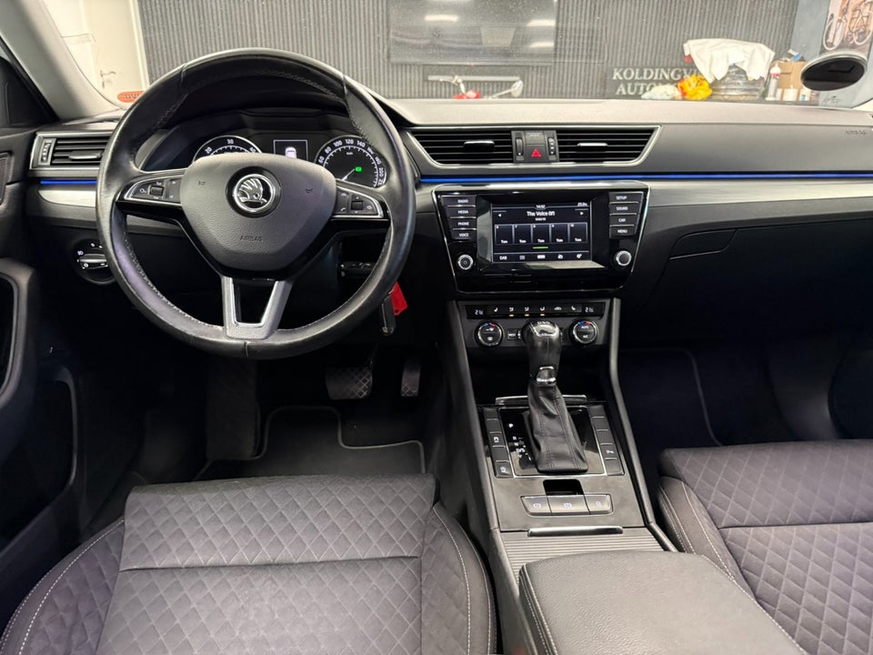 Skoda Superb 2,0 TDi 190 Ambition Combi DSG 5d