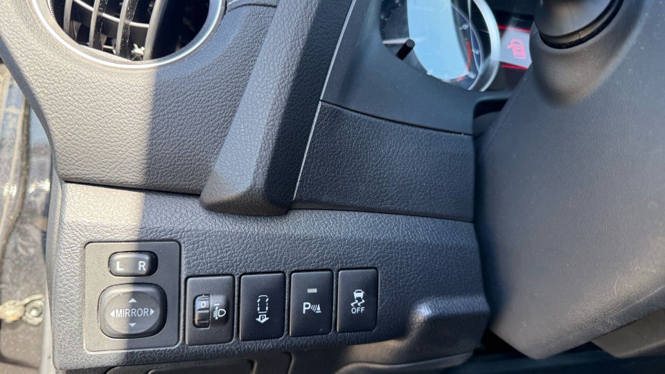 Toyota Auris 1,6 T2 Premium Comfort 5d