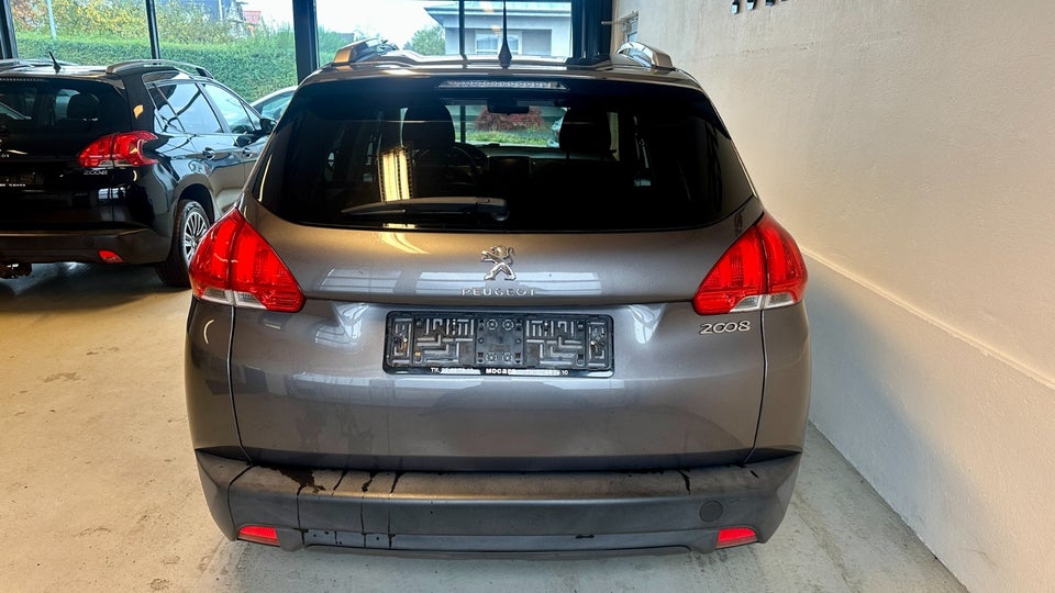 Peugeot 2008 1,2 VTi 82 Active 5d