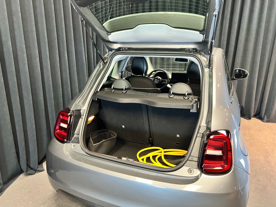 Fiat 500e 42 Icon 3d