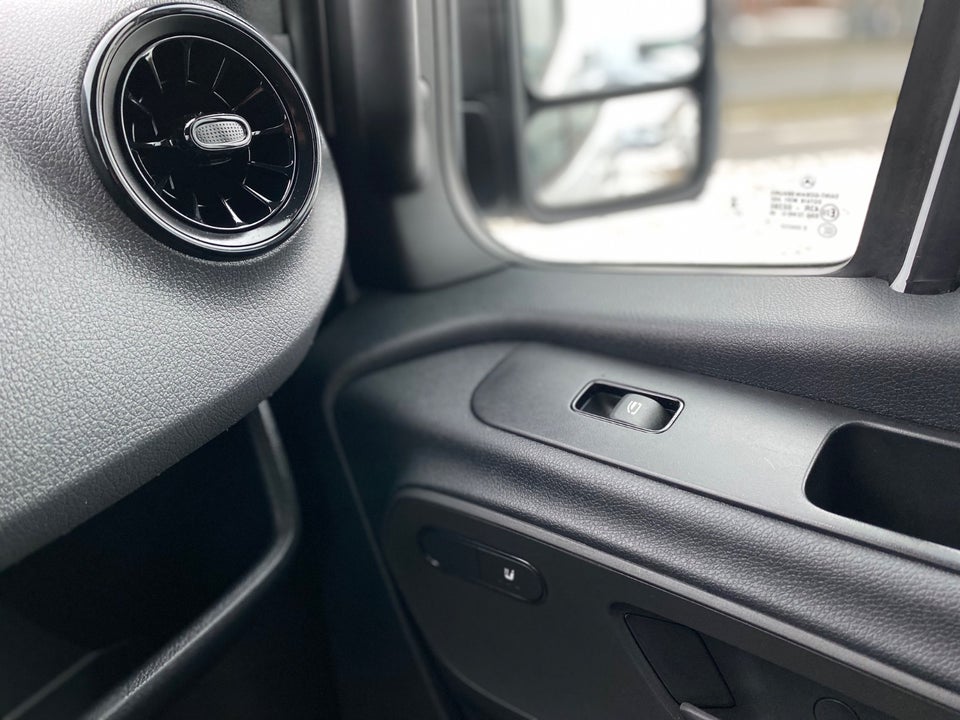 Mercedes Sprinter 317 2,0 CDi A2 Kassevogn aut. RWD