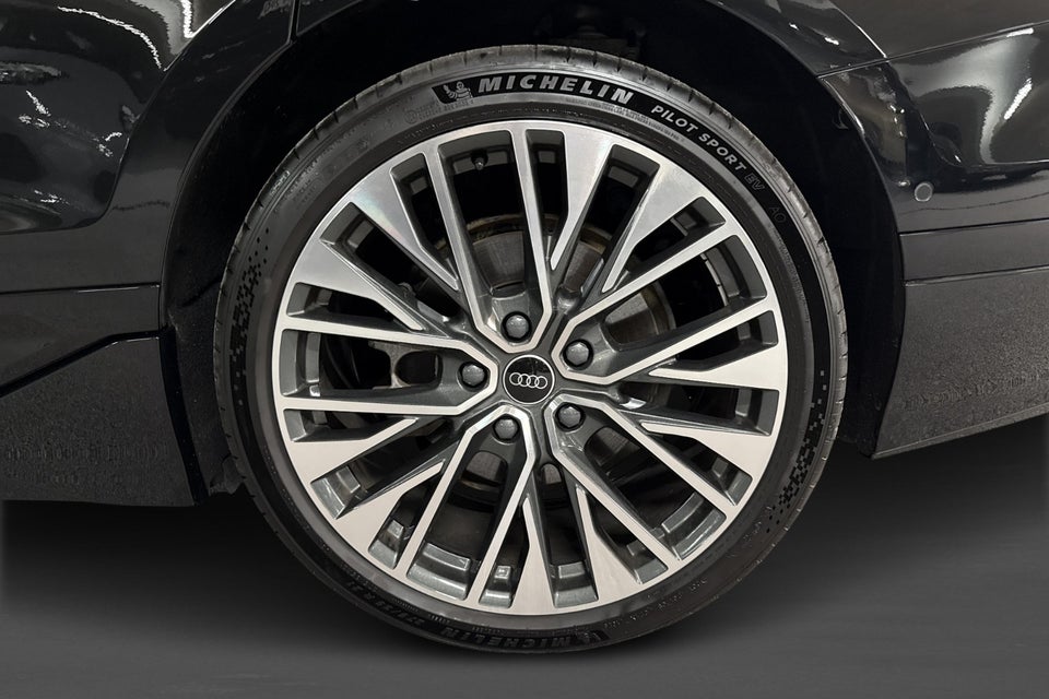 Audi A6 e-tron S-line plus Avant 5d
