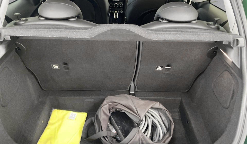 MINI Cooper SE Classic Trim 3d