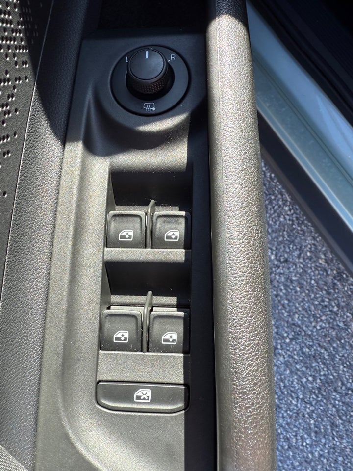 Skoda Enyaq 50 iV Loft 5d