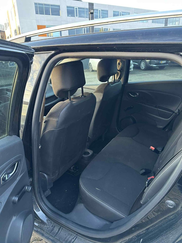 Renault Clio IV 0,9 TCe 90 Expression Sport Tourer 5d