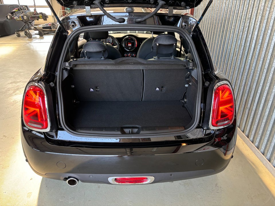 MINI Cooper 1,5 Essential aut. 3d