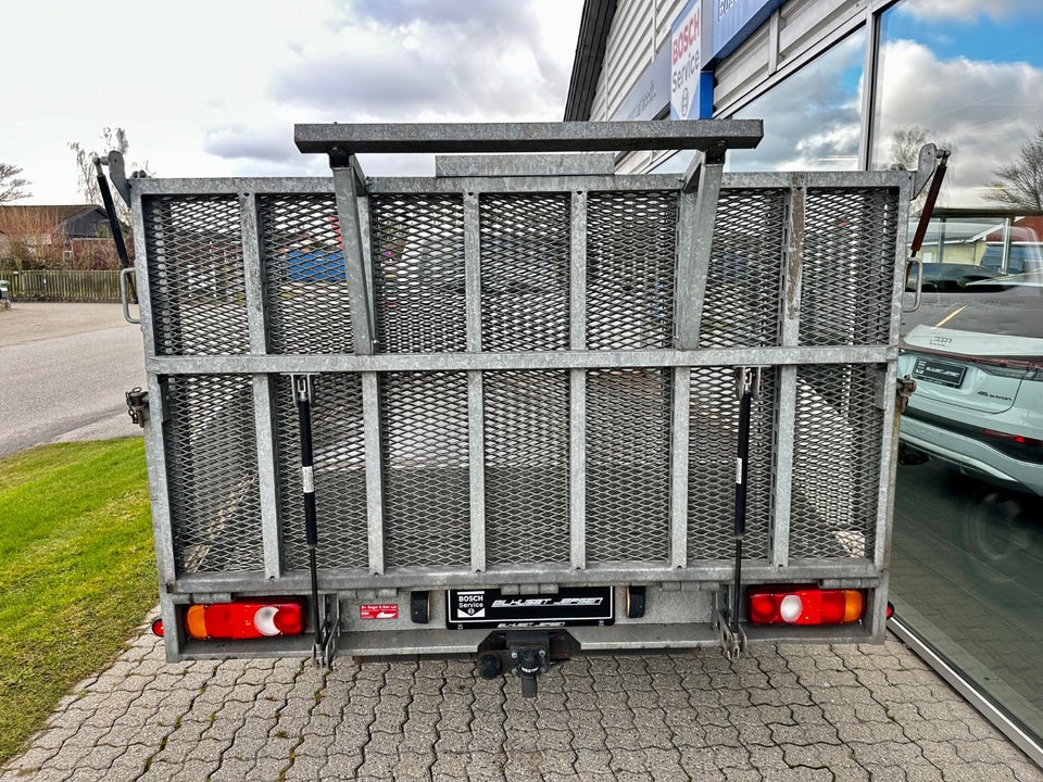 VW Transporter 2,0 TDi 150 Ladvogn lang