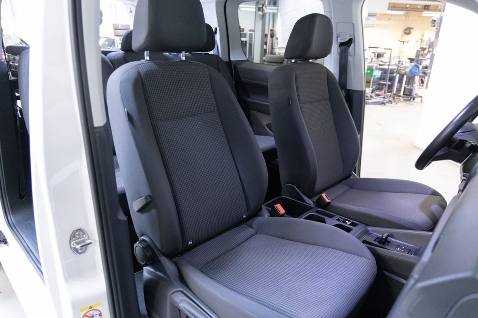 VW Caddy Maxi 1,5 TSi 114 California DSG 5d