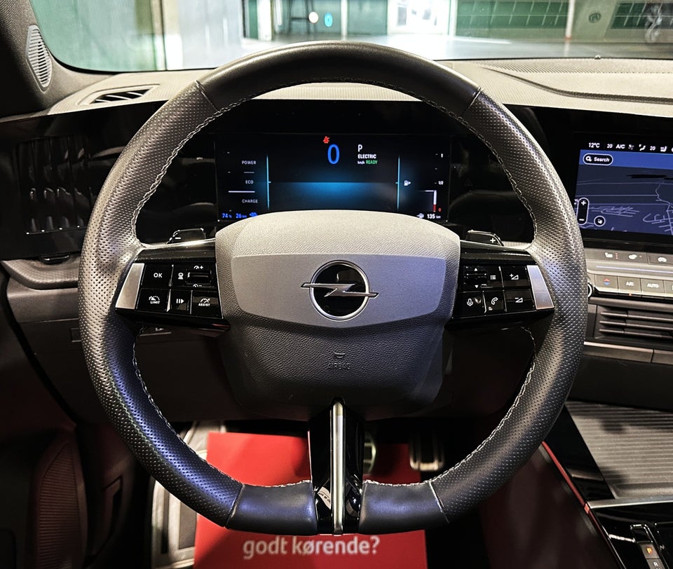 Opel Astra 1,6 PHEV Ultimate aut. 5d