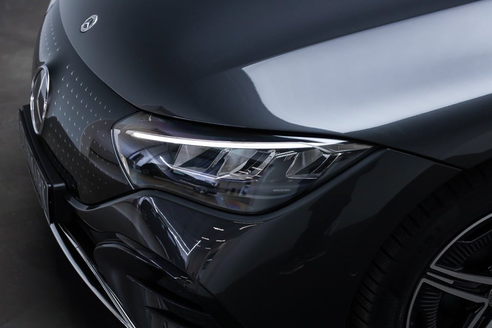 Mercedes EQE350 AMG Line 4d