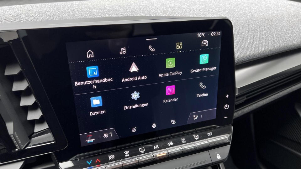 Renault Megane E-Tech 40 Equilibre 5d