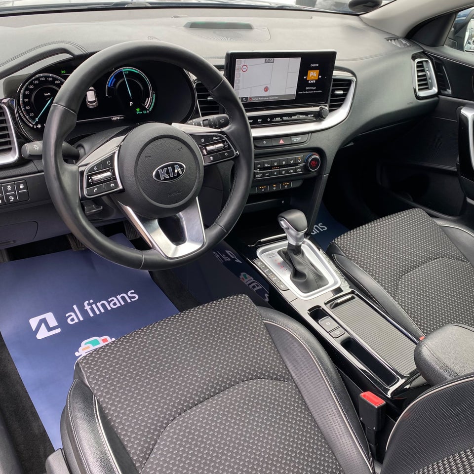 Kia XCeed 1,6 PHEV Upgrade DCT 5d